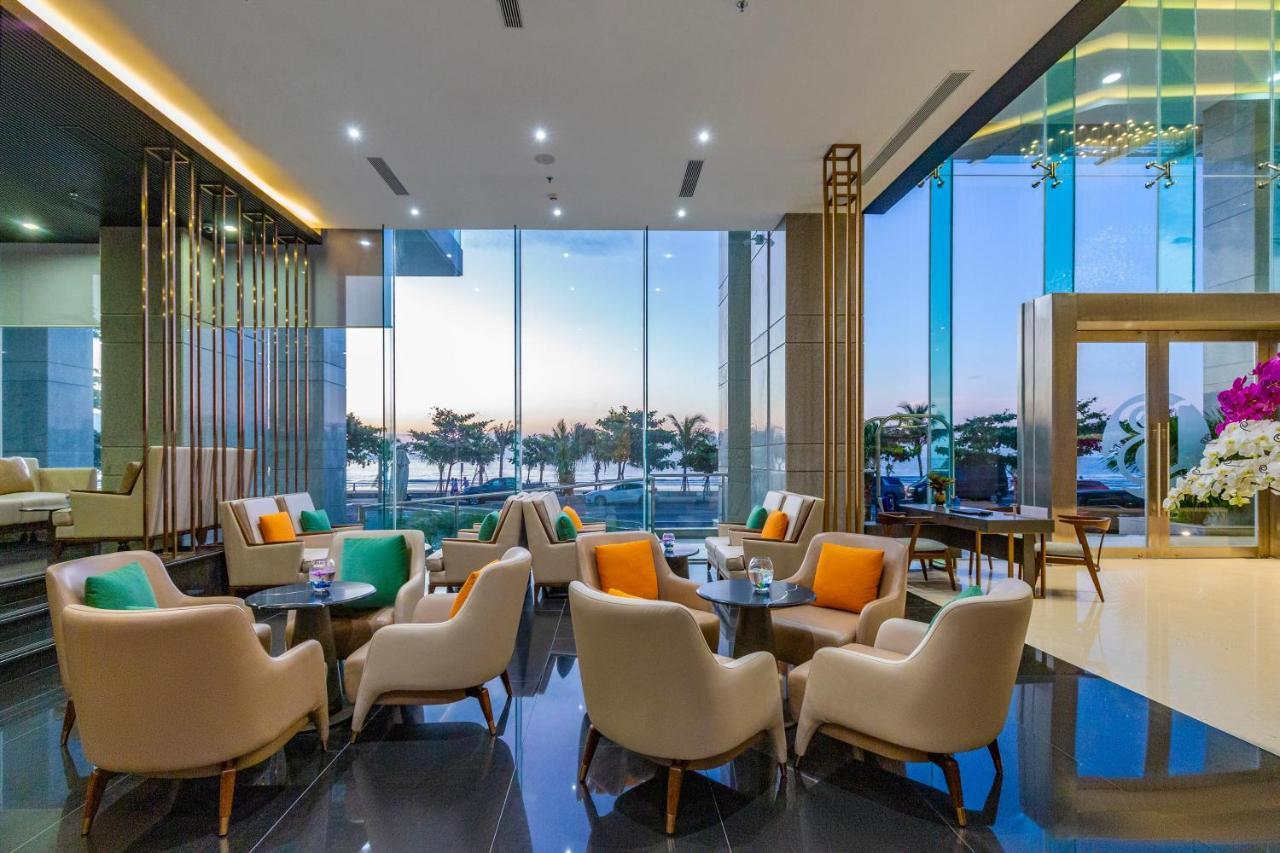 Le Sands Oceanfront Danang Hotel מראה חיצוני תמונה