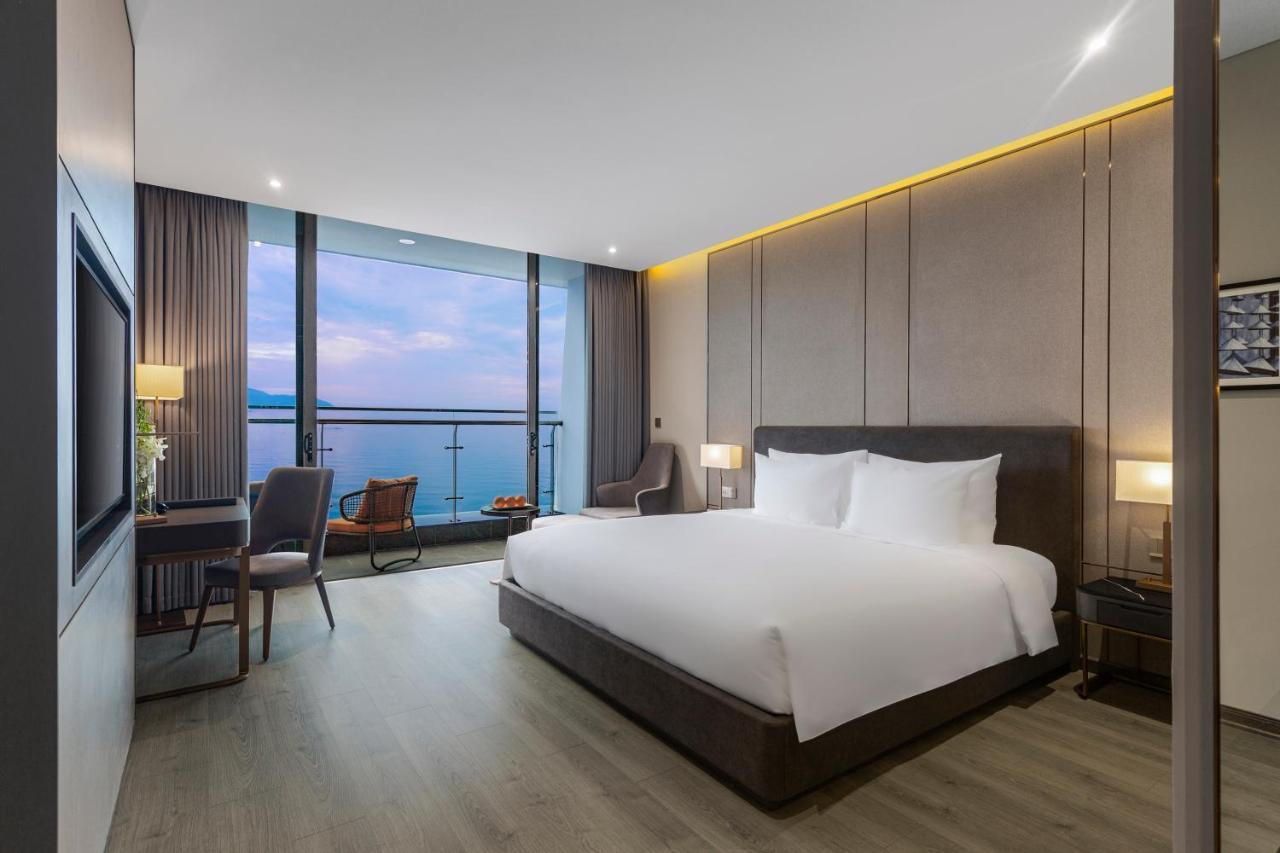 Le Sands Oceanfront Danang Hotel מראה חיצוני תמונה
