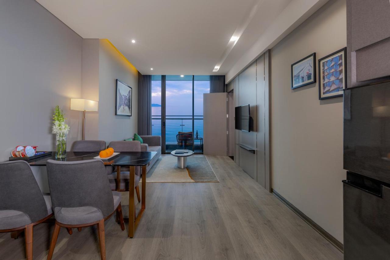 Le Sands Oceanfront Danang Hotel מראה חיצוני תמונה
