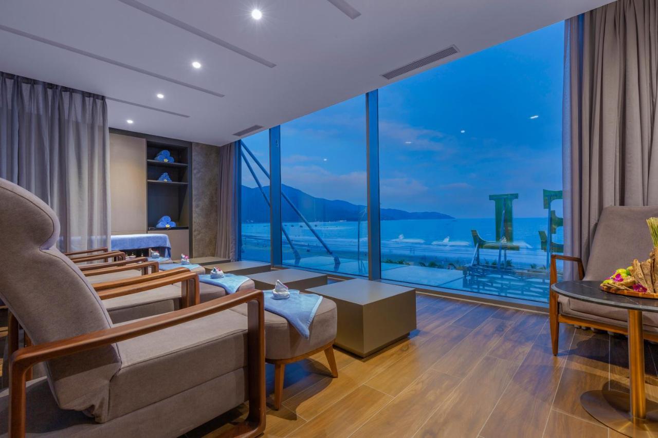 Le Sands Oceanfront Danang Hotel מראה חיצוני תמונה