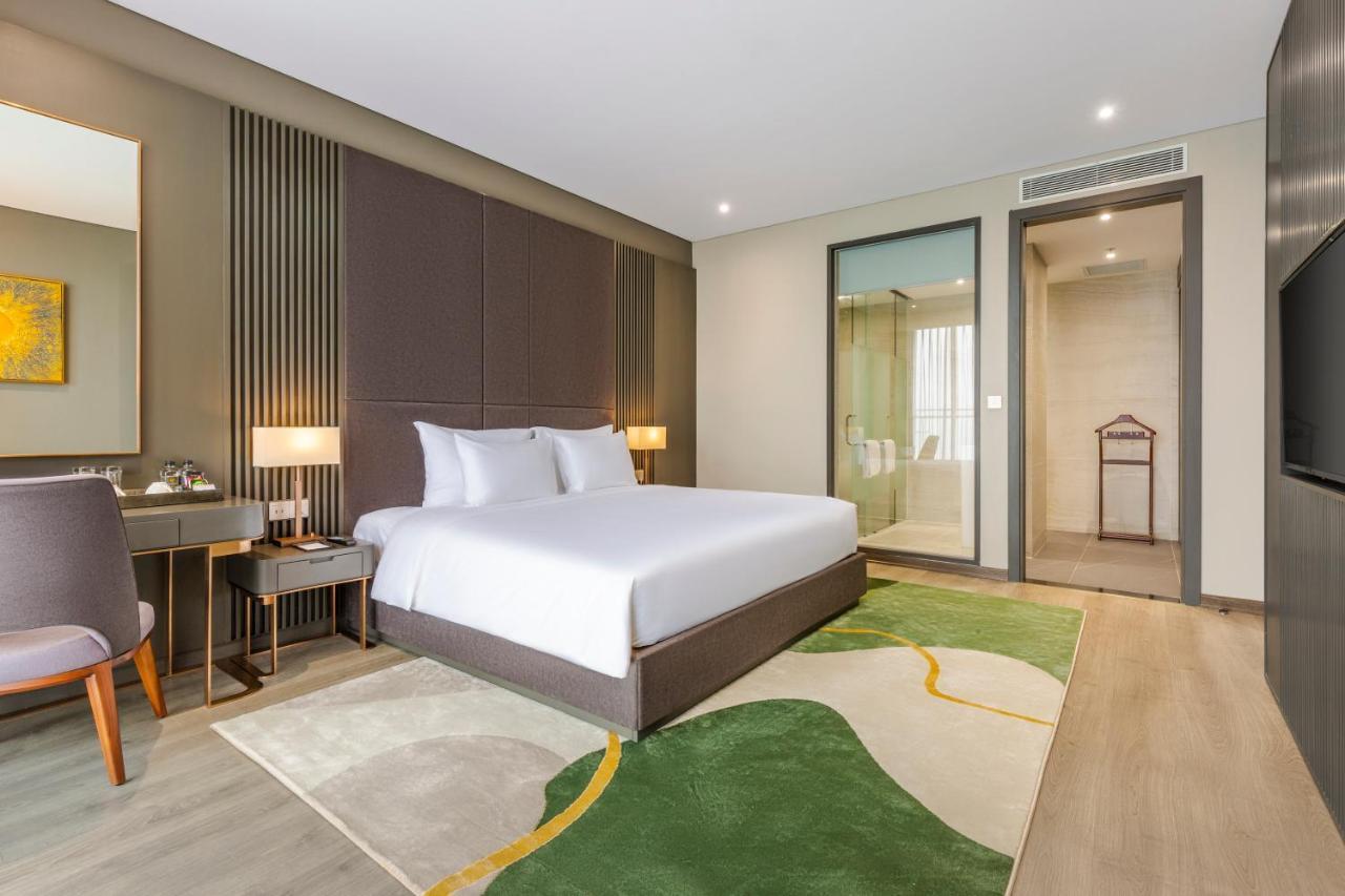 Le Sands Oceanfront Danang Hotel מראה חיצוני תמונה