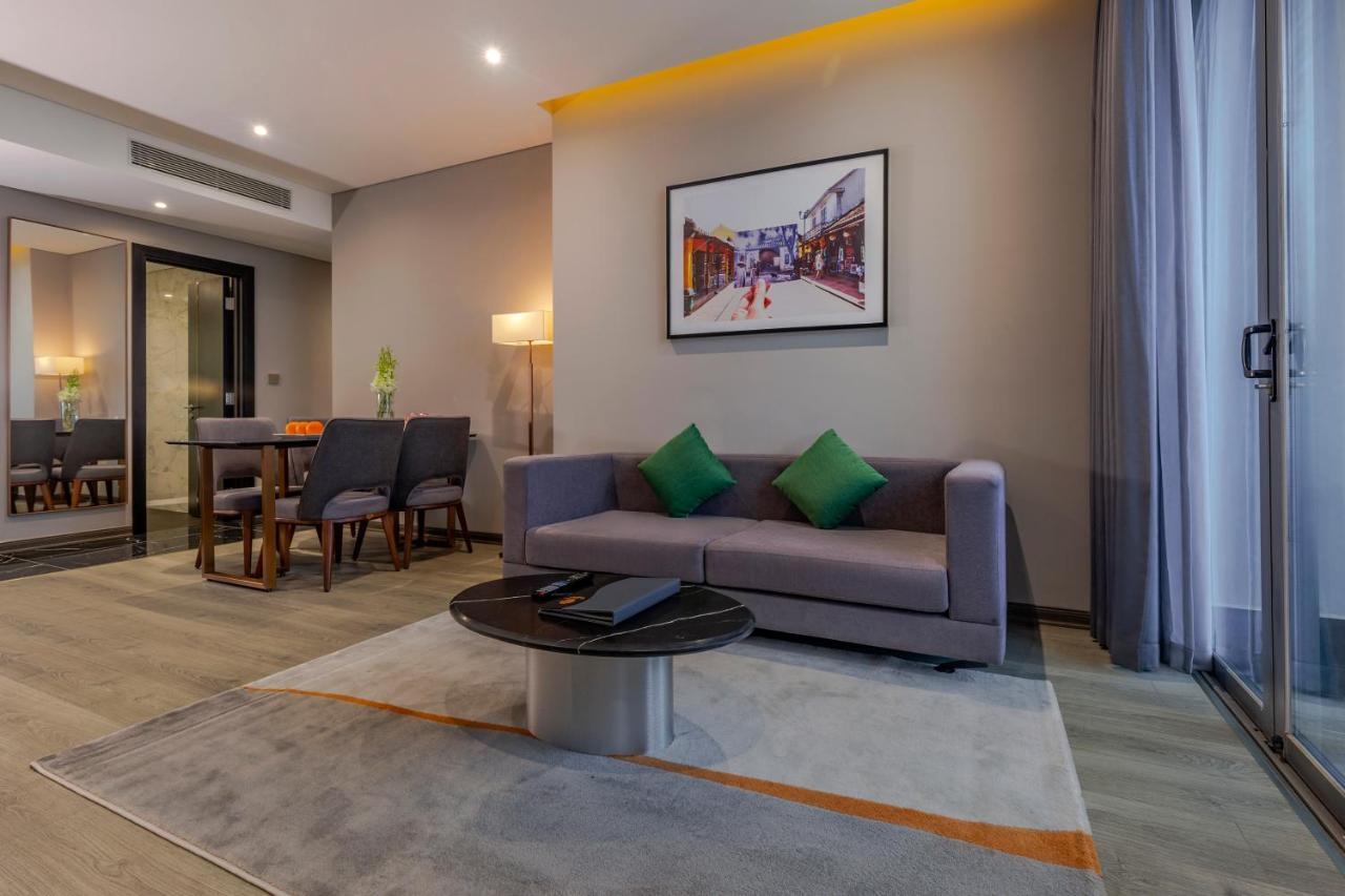Le Sands Oceanfront Danang Hotel מראה חיצוני תמונה