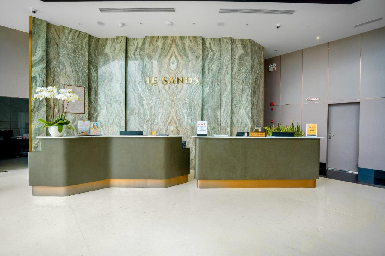 Le Sands Oceanfront Danang Hotel מראה חיצוני תמונה